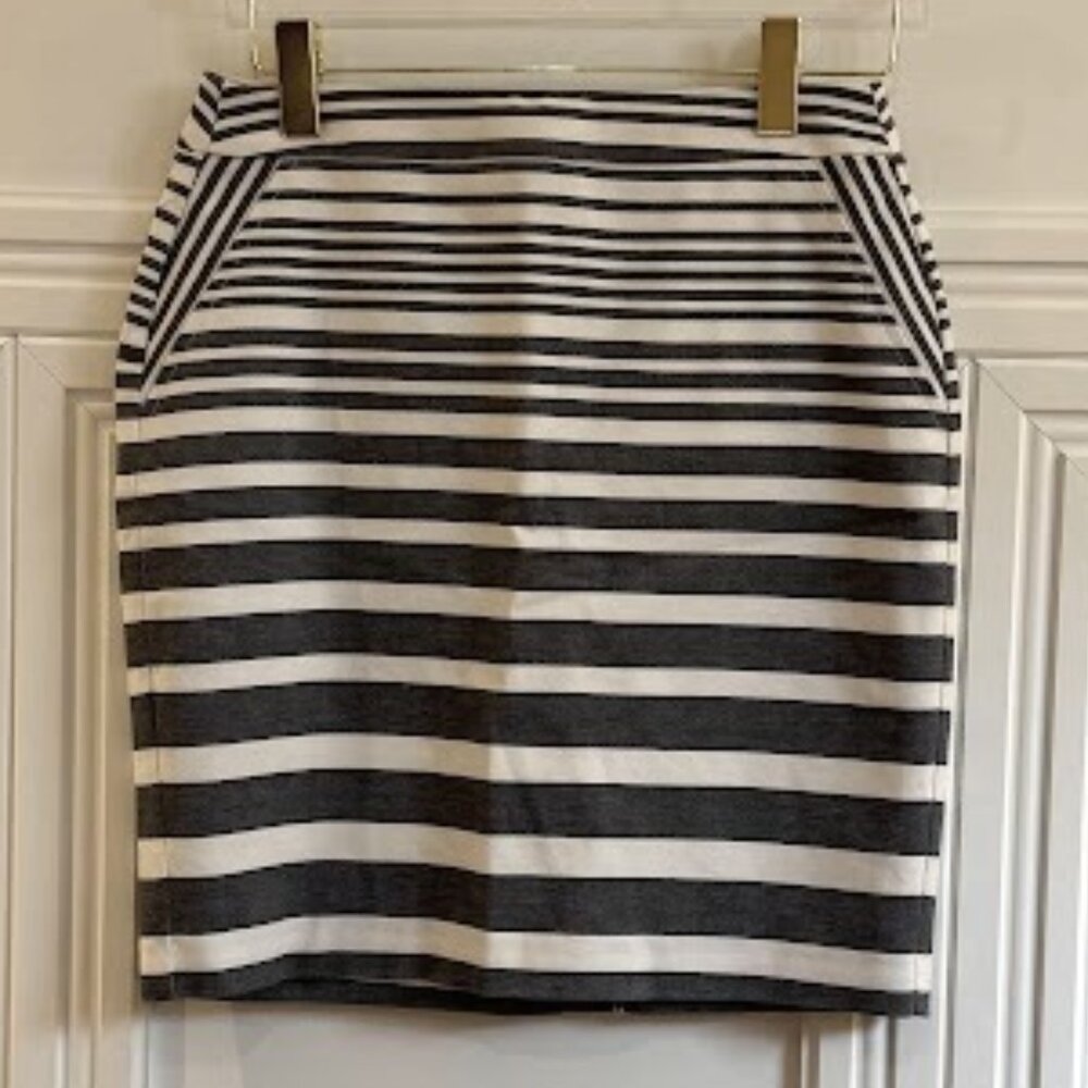 Le Château Striped Skirt - Size 9/10